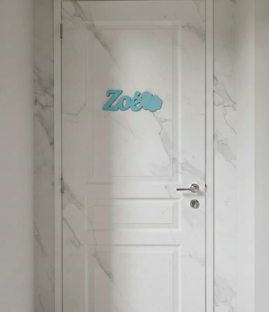 PRÉNOM DE PORTE DÉCOUPE/GRAVURE LASER BÉBÉ NUAGE EN CONTRE PLAQUE 3 MM D'ÉPAISSEUR PERSONNALISABLE 1