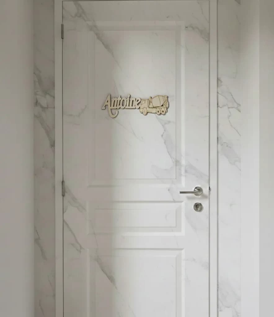 PRÉNOM DE PORTE DÉCOUPE/GRAVURE LASER BÉTONNIÈRE EN CONTRE PLAQUE 3 MM D'ÉPAISSEUR PERSONNALISABLE 1